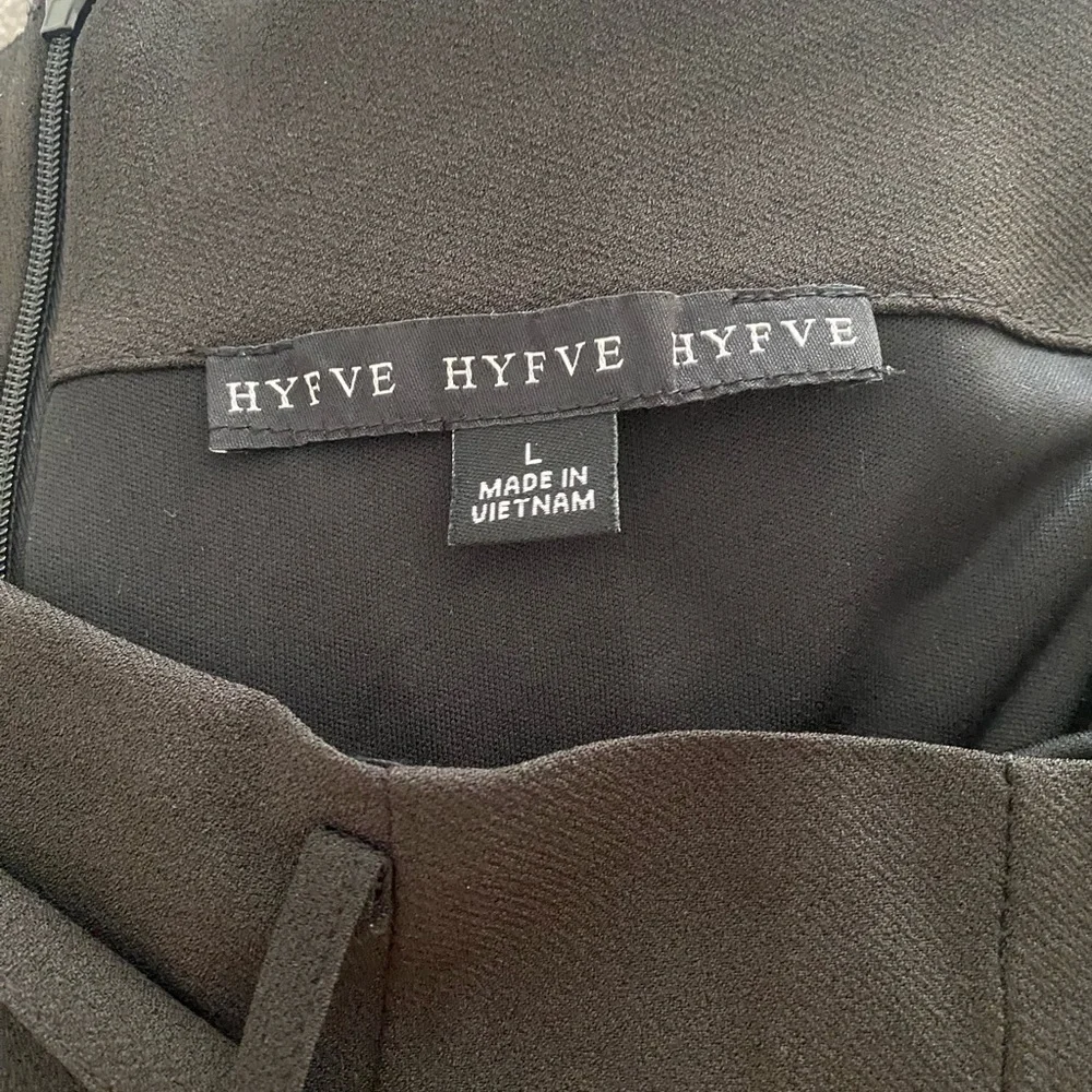 HYFVE Black dress pant with wide leg and high waist - Picture 10 of 11
